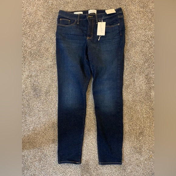 Universal Thread Denim - NWT universal threads midrise skinny jeans